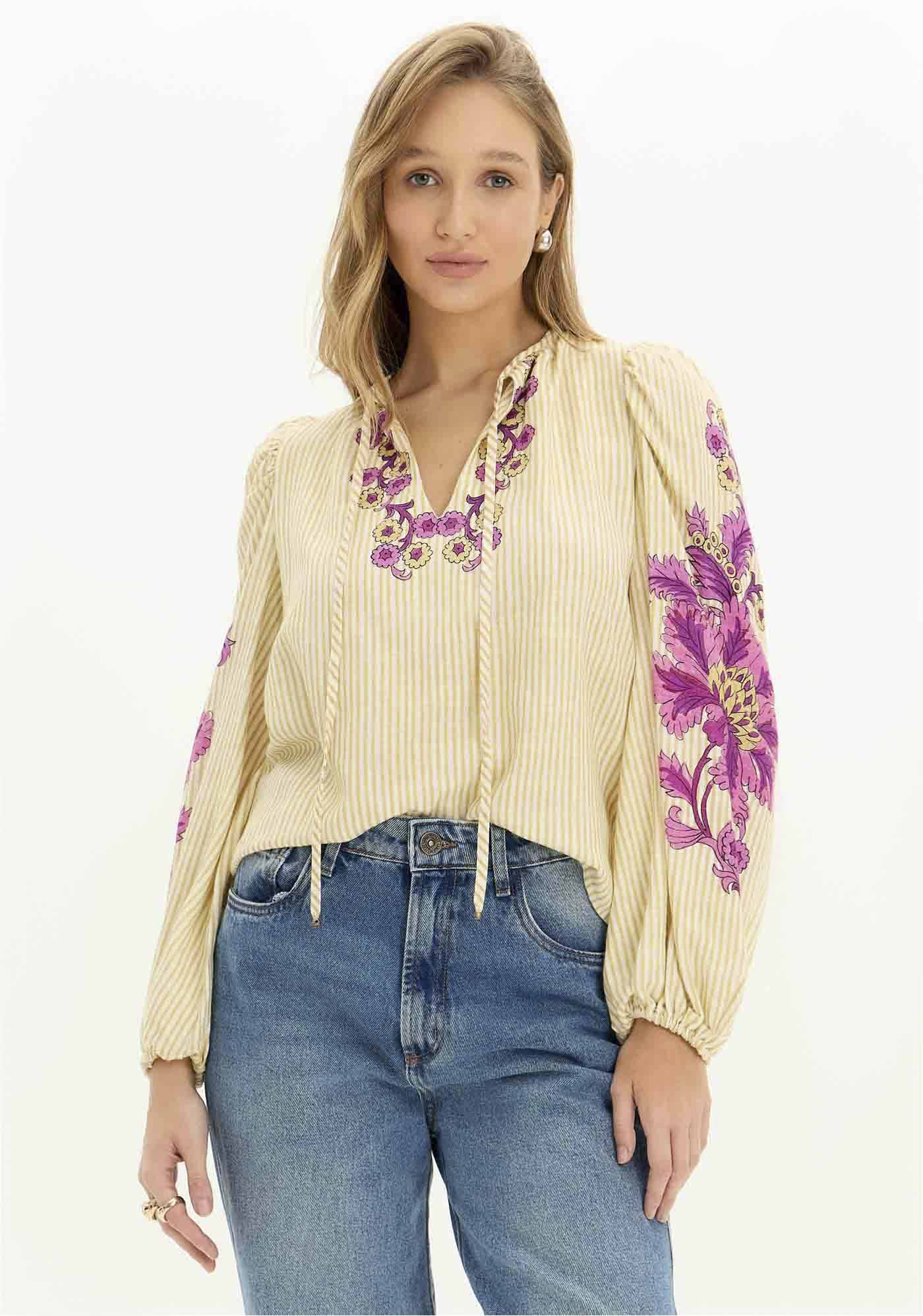 Blusa Manga Longa Com Estampa Local
