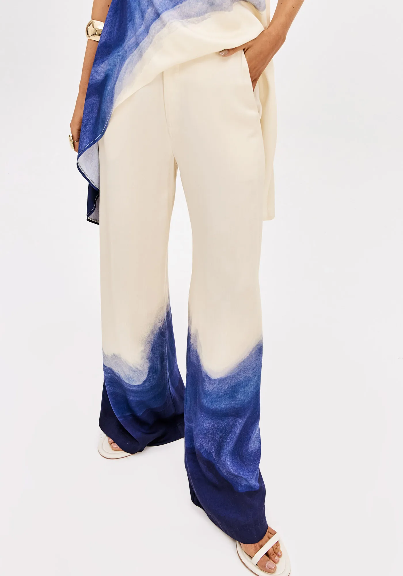 Calça Wide Leg Cintura Alta Estampada — foto 2