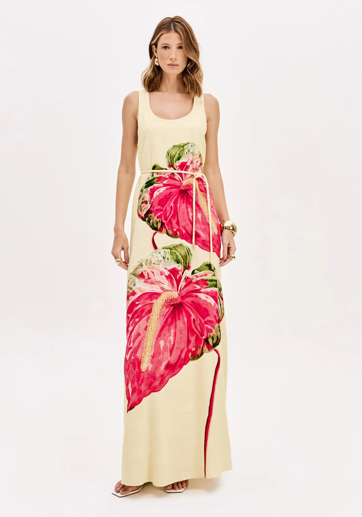 Vestido Longo Sem Mangas Com Cinto — foto 2