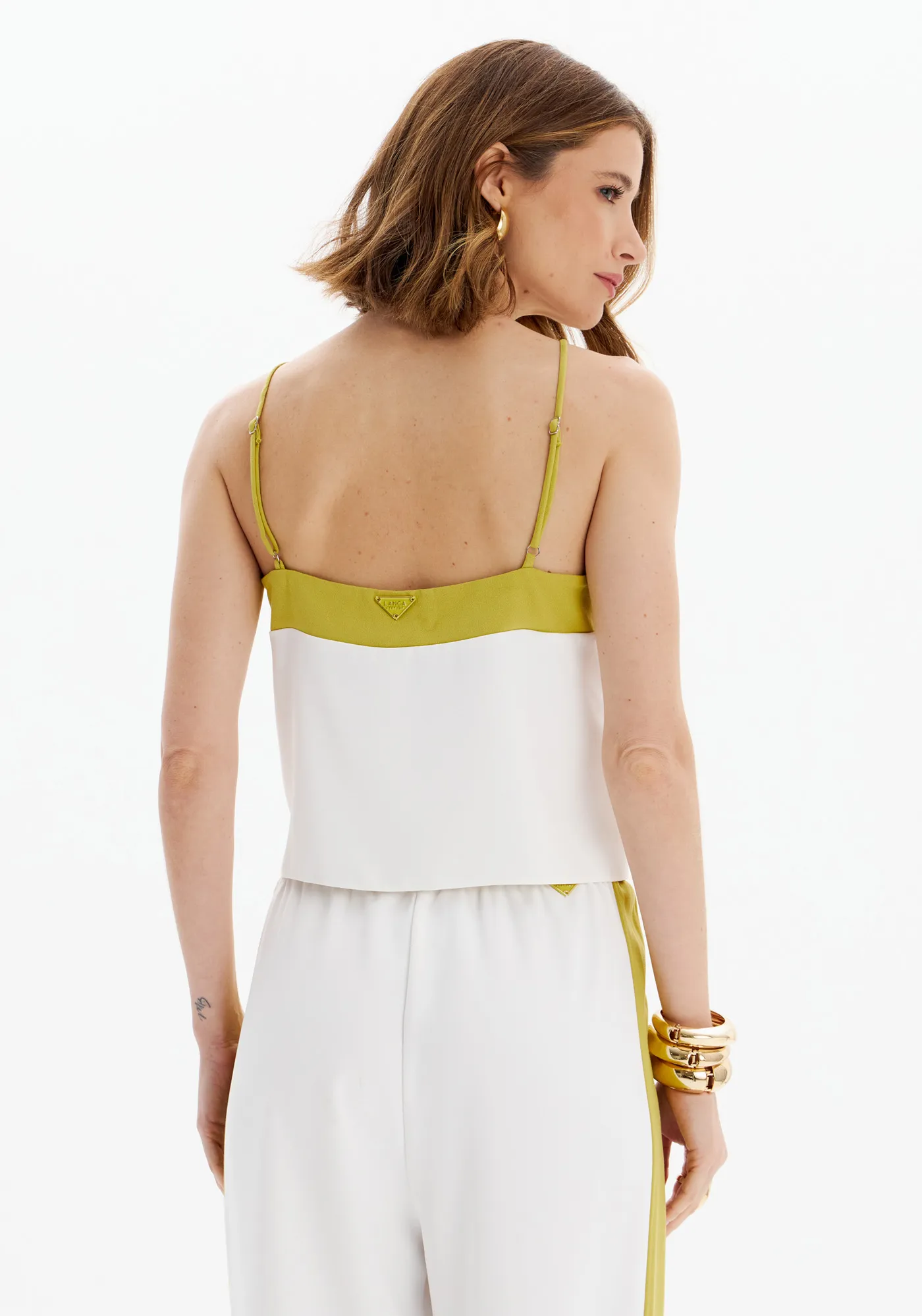 Blusa Descolada Com Alças E Decote V — foto 3