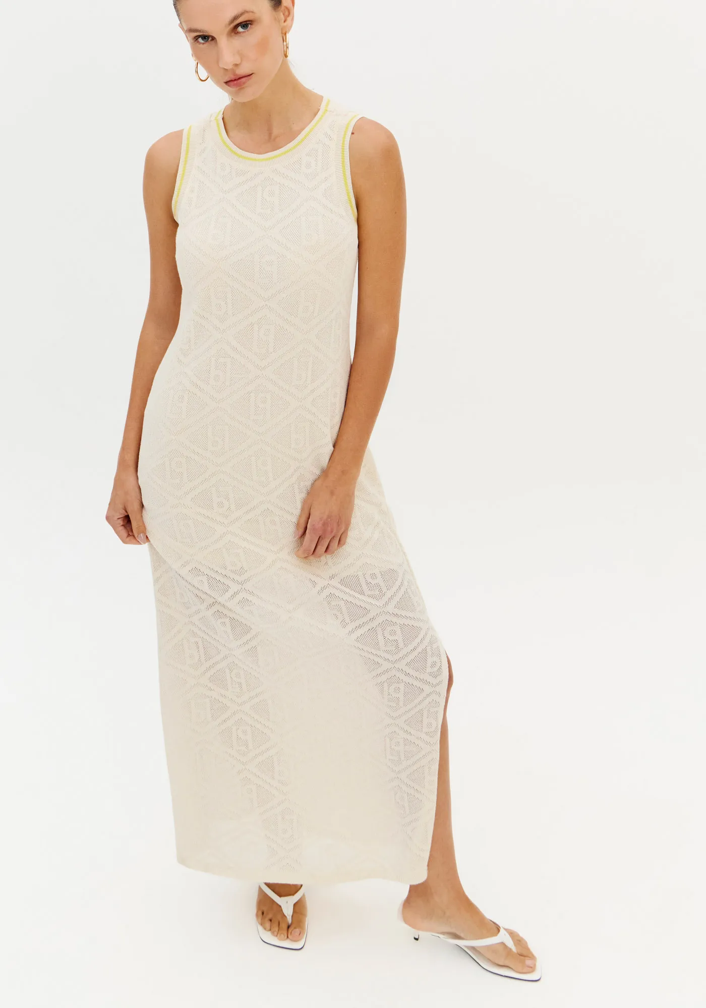 Vestido Super Midi Com Fenda — foto 3
