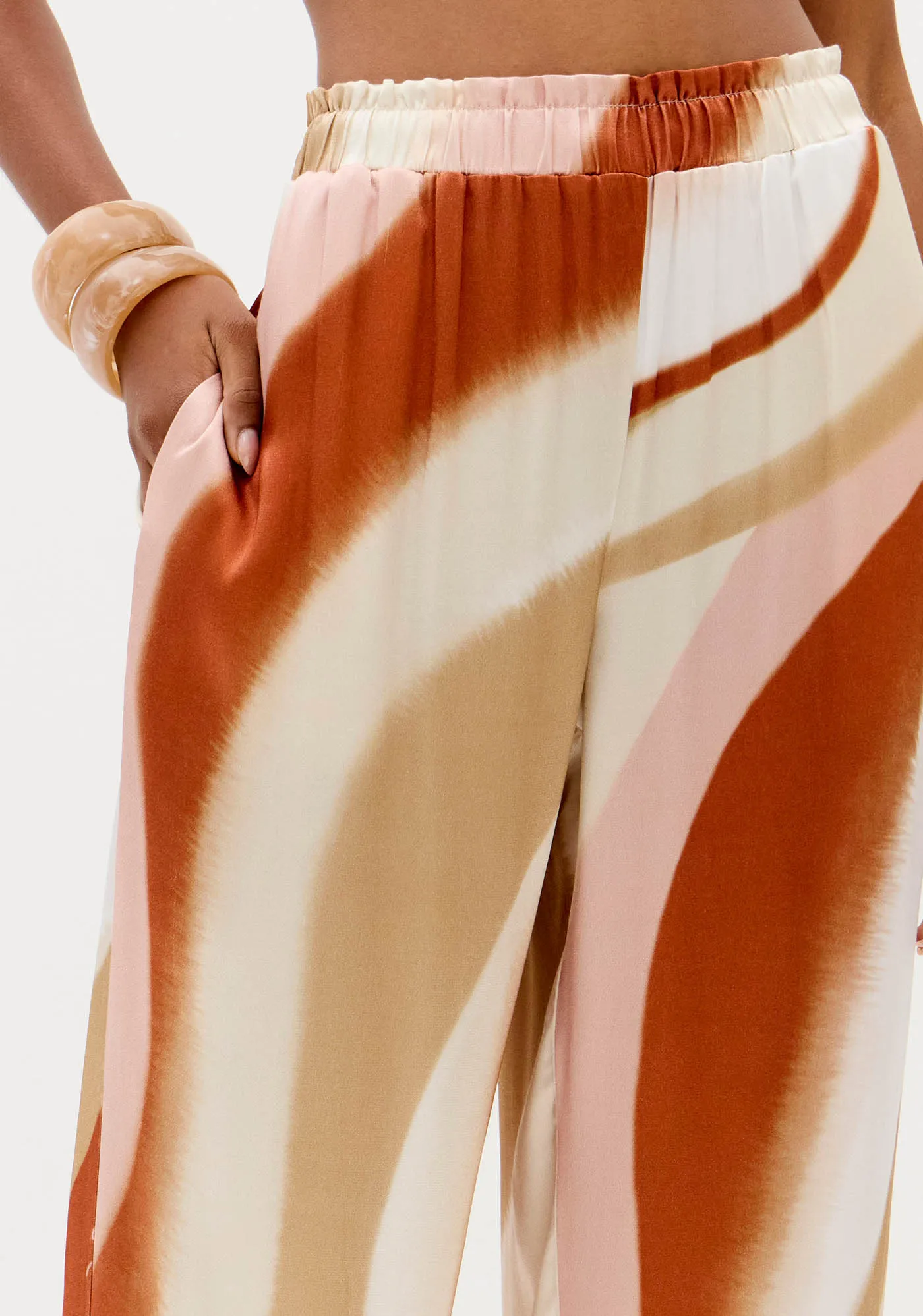 Calça Wide Leg Estampada Com Bolsos — foto 2