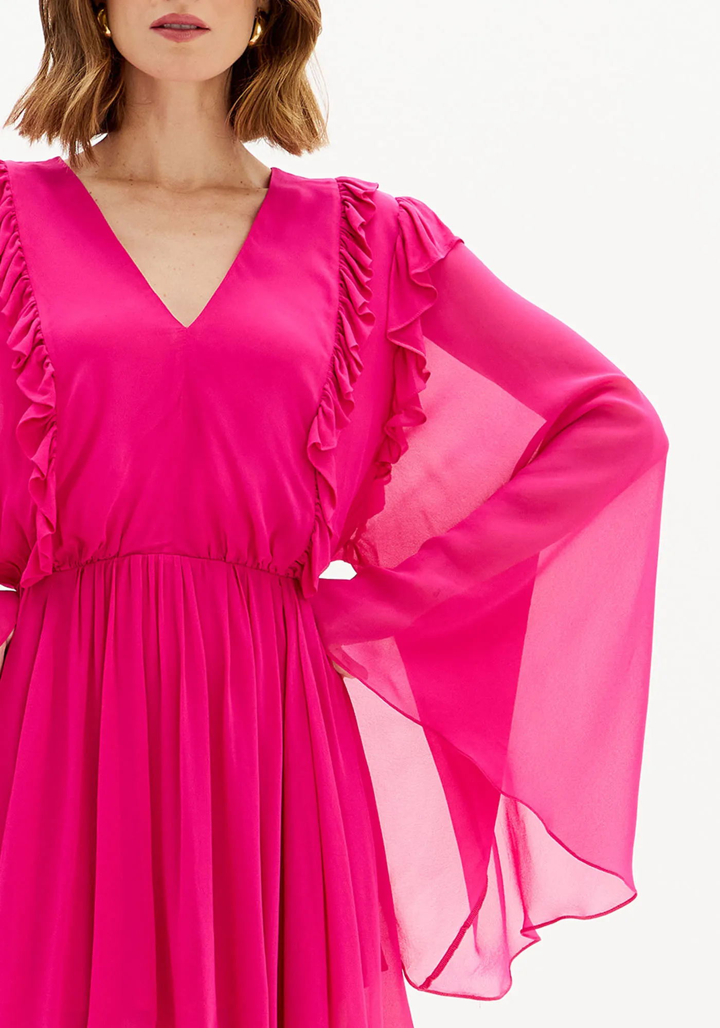 Vestido Curto Babados Mangas Amplas — foto 2