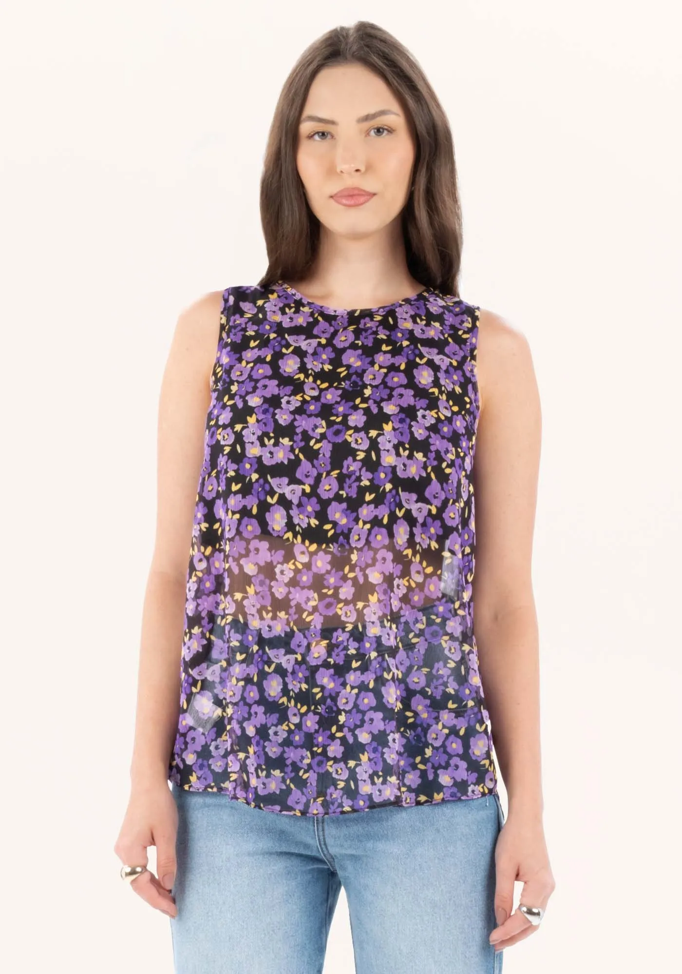Blusa Solta Sem Mangas Alongada