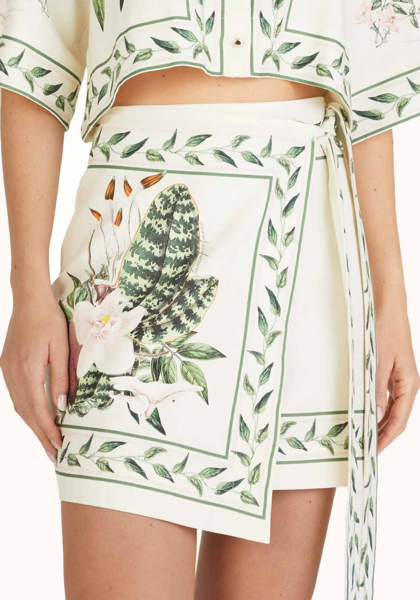 Saia Pareô Curta Estampada — foto 2