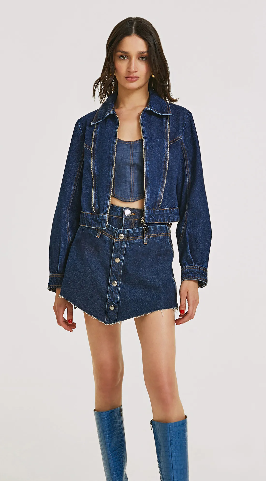 Shorts Morena Rosa Saia Detalhe Zíper Jeans — foto 2