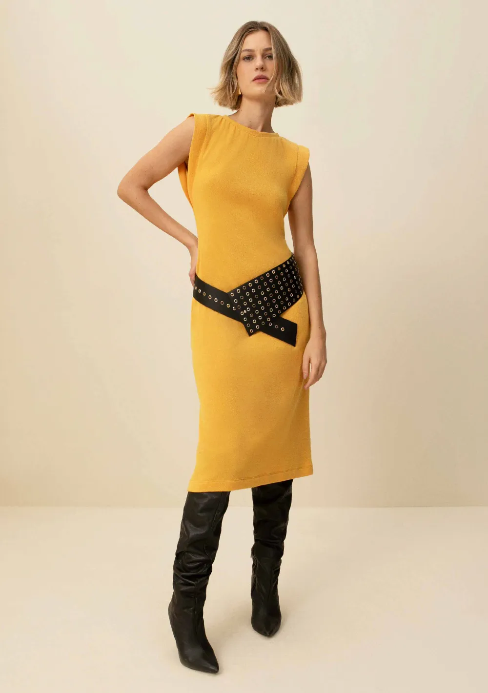 Vestido Morena Rosa Midi Decote Redondo Com Franzido Amarelo