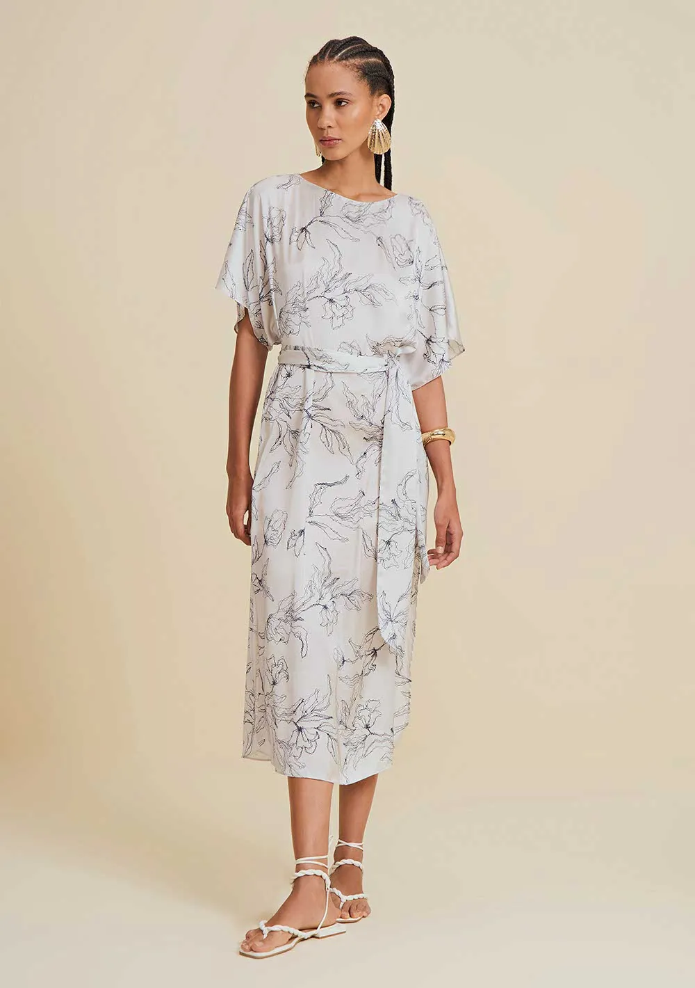 Vestido Morena Rosa Midi Decote Redondo Com Faixa Azul Marinho