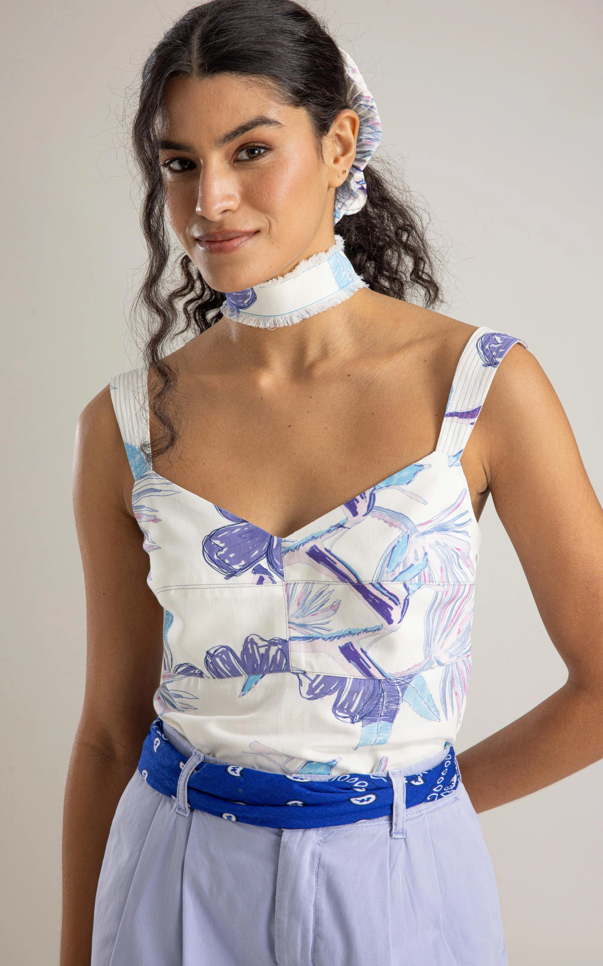 Regata Amelia Caete Linho Blend Branco