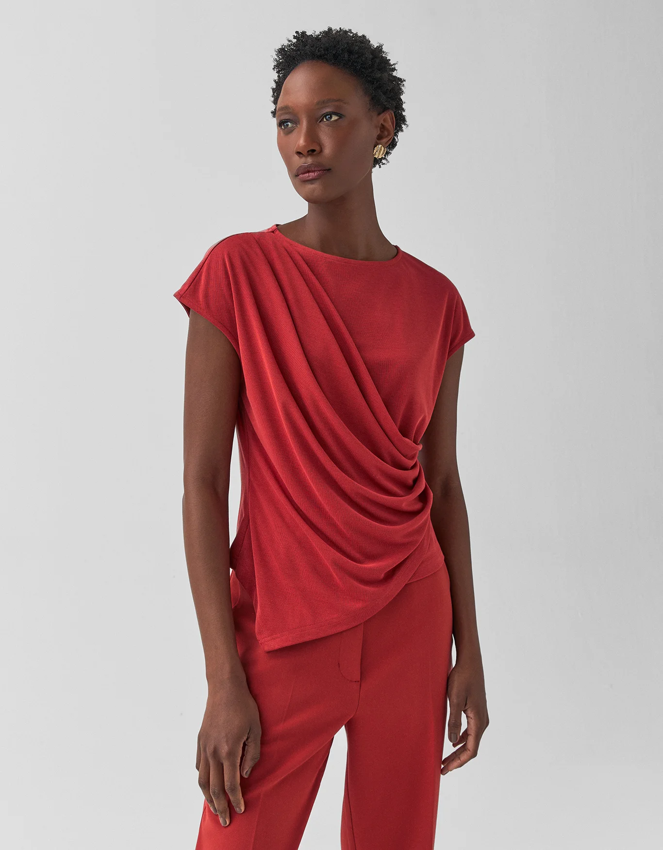 Blusa Malha Barra Assimétrica