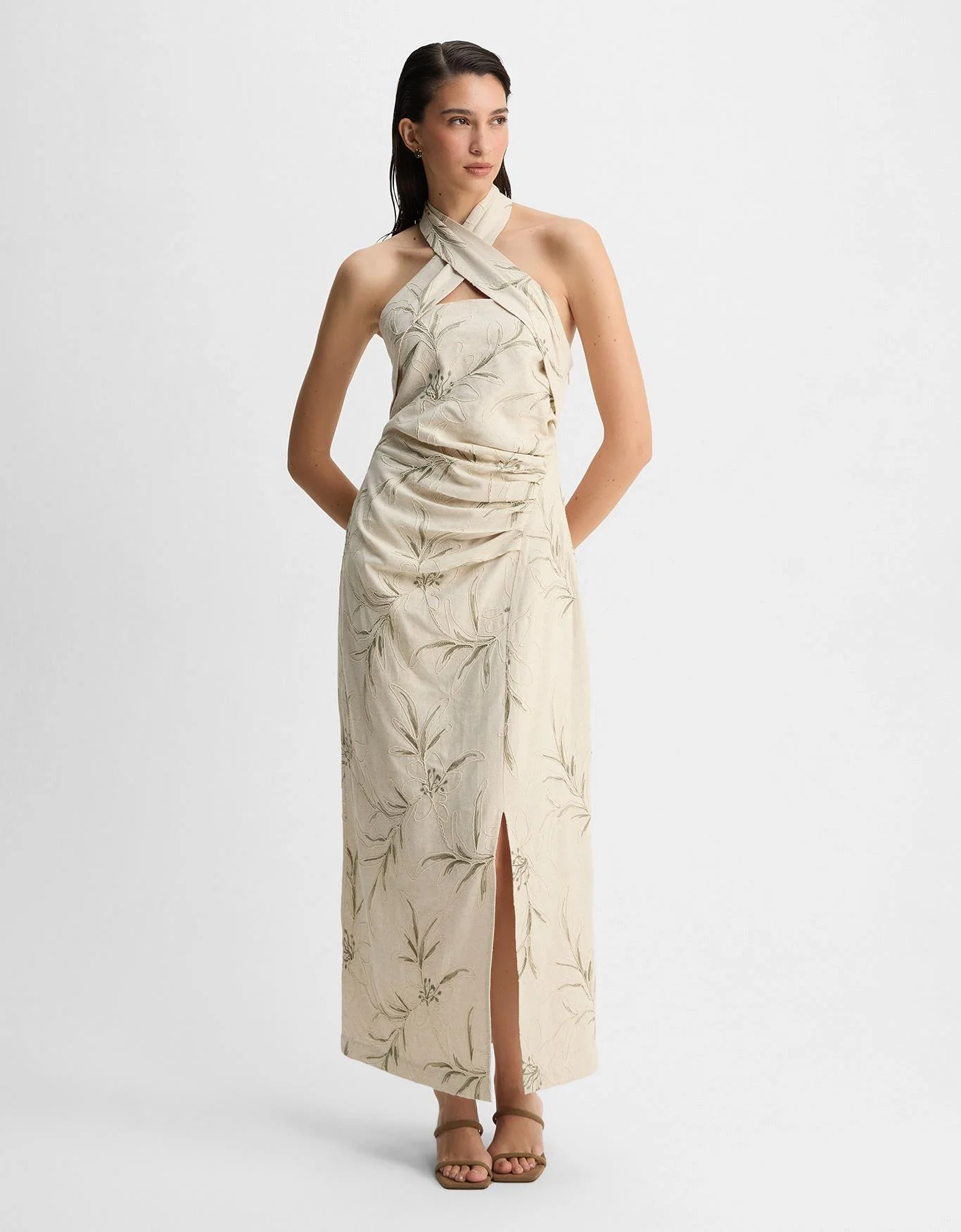Vestido Bordado Botanico
