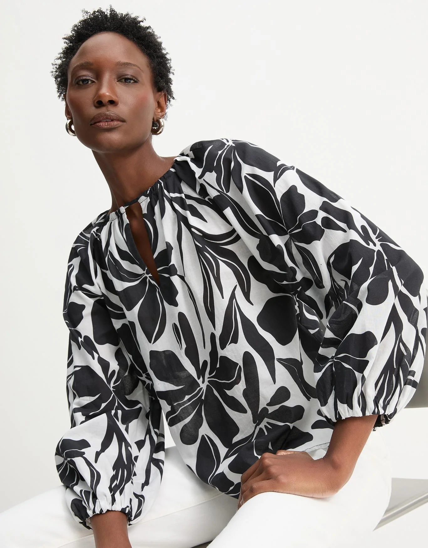 Blusa Floral P&B