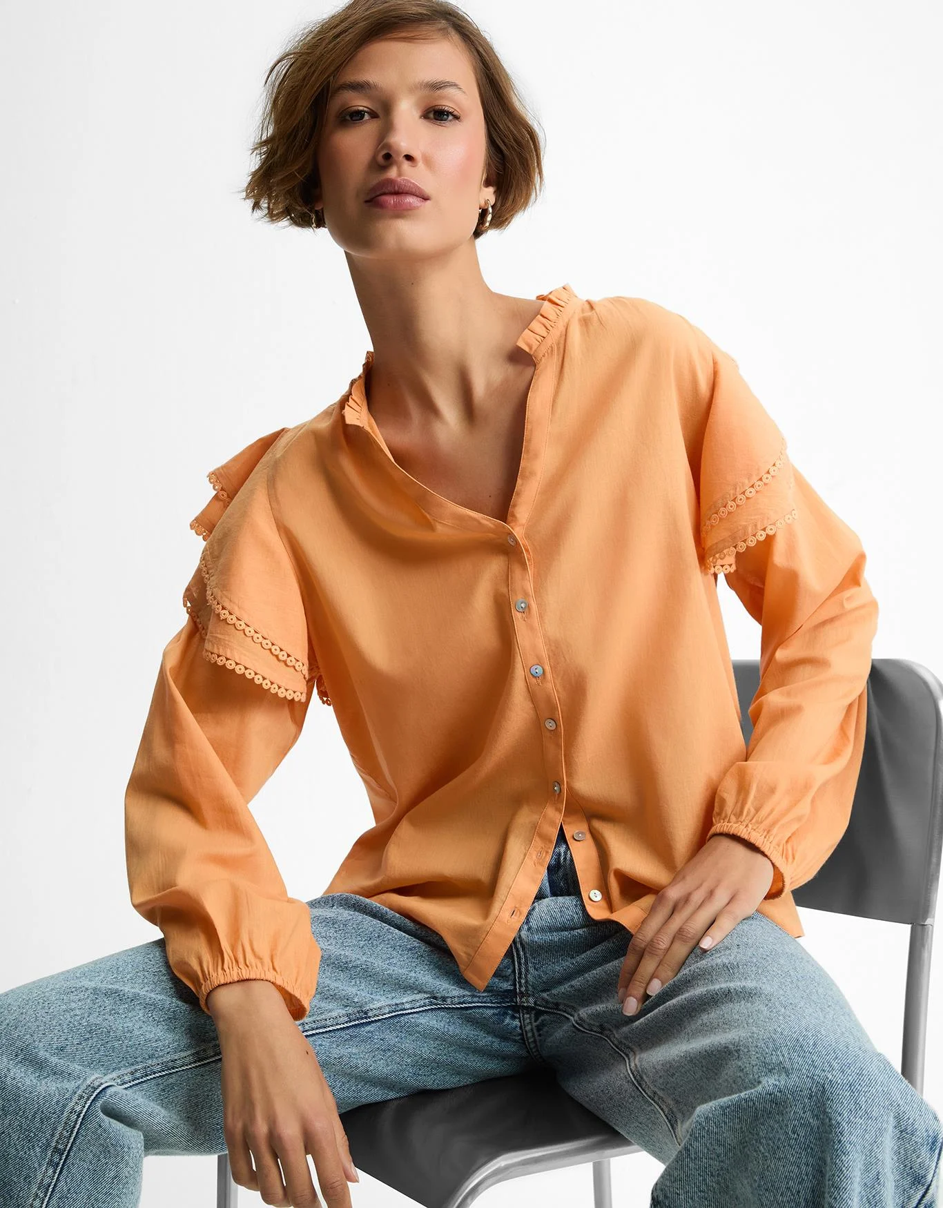 Blusa Voil Babados